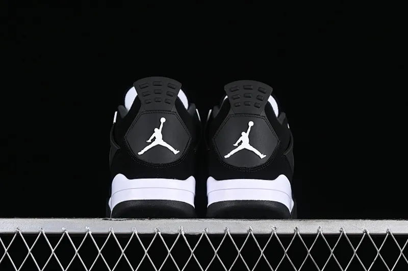 All categories Air Jordan Jordan series basketball shoes Air Jordan 4 Air Jordan 4 Retro "White Thunder" AJ4 Joe 4 White Thunder FQ8138-001